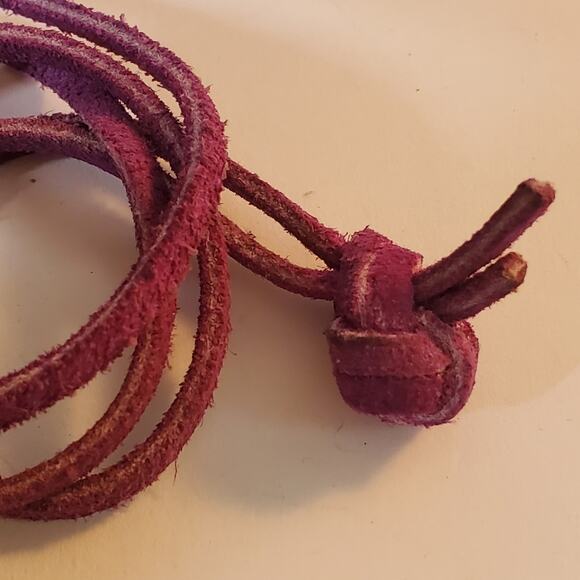 Handmade purple leather corded beaded quartz pendent necklace in Great condition - Picture 3 of 4